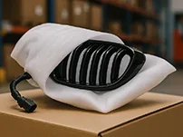 Automotriz: protección libre de rayaduras para molduras y arneses sensibles.